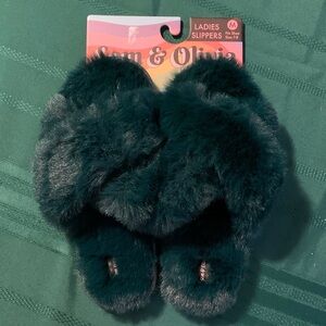 Sam & Olivia Plush Fuzzy Slide Slippers - Teal Green